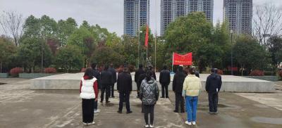 横沟桥镇栗林村开展“升国旗，唱国歌，爱祖国”主题活动
