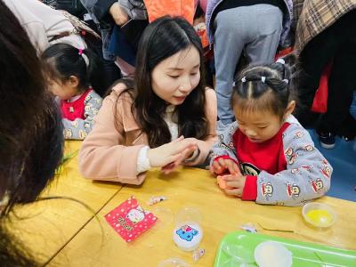 咸安区实验幼儿园：情暖“三八”，爱意传承