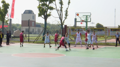 咸安区举行“喜庆二十大 一起向未来”移动杯教职工篮球比赛   