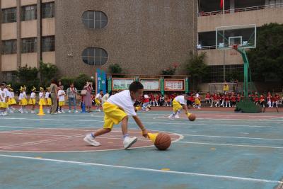 咸宁市第四小学：梦想起航 童心飞扬