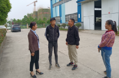 咸安经济开发区：驻村书记在行动 就业帮扶助振兴
