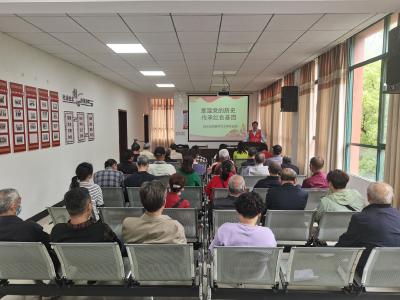 咸安：党史宣讲进社区  红色精神传基层