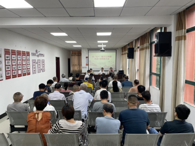 阳光社区开展庆“七一”暨2022年度先进人物表彰大会