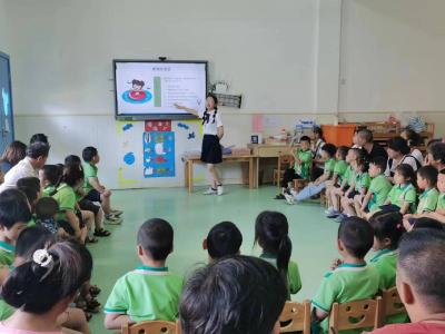 高桥中心幼儿园：家园共育 携手同行
