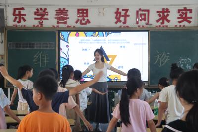 双溪桥镇团委“希望家园”：体验维族文化魅力，增强民族文化自信