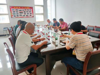 官埠桥镇：发挥人大作用 助推产业发展