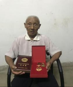 樊后华：多少钱我也不卖，这是祖国给我的荣誉