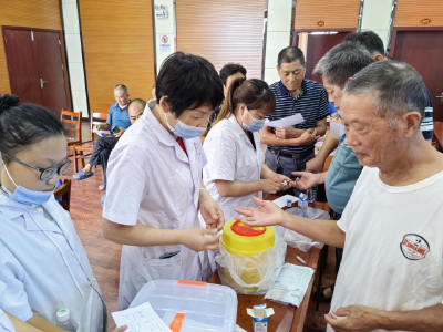 大幕乡召开庆“八一”座谈会