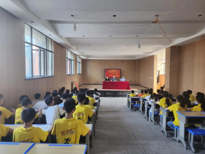 区司法局：法爱同行 护你成长