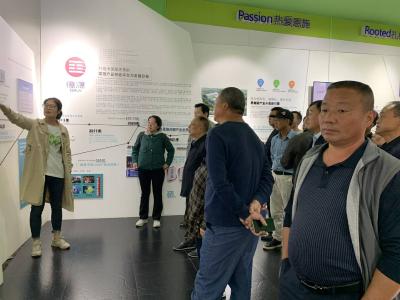 咸安区农广校：观摩学习拓思路 立足实际谋发展