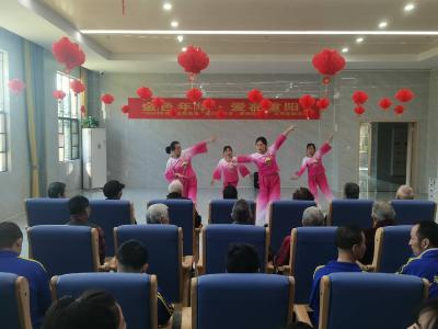 【我们的节日 精神的家园】区民政局举办“金色年华  爱在重阳”文明实践服务活动