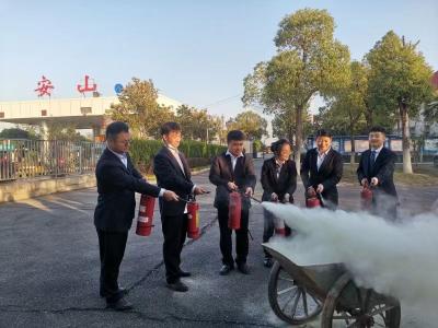 湖北交投京珠运营公司开展消防培训和演练活动