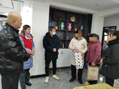 文笔路社区：寒冬慰问困难群众，真情关怀暖人心