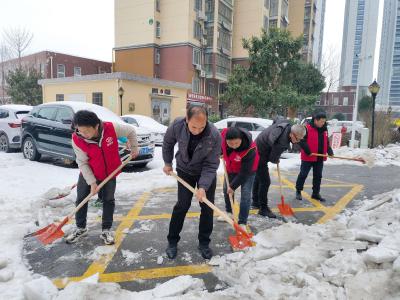 区水利和湖泊局：除积雪破坚冰，铲出群众暖心路