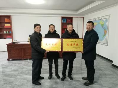 咸安经济开发区：先进！这些单位和个人受表彰