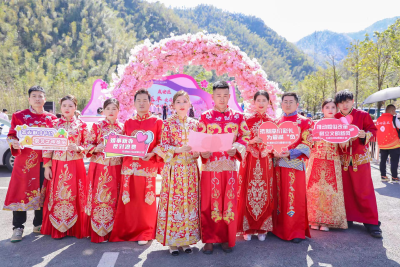 只“樱”爱你，繁花与共——咸安区首届集体婚礼活动圆满成功