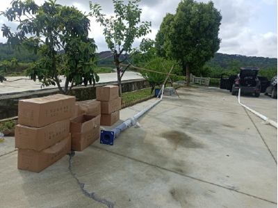区总工会：安装路灯暖民心，照亮乡村振兴路
