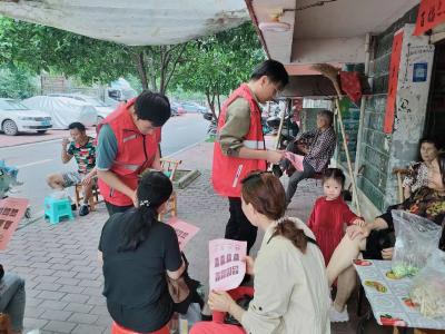 文明单位在行动 ｜区纪委监委：清扫老旧小区 守护城市文明