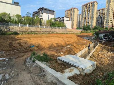 车站路社区：修建排水沟，为民解忧愁