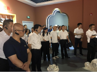 区商务局：强化纪律意识，夯实廉政底线