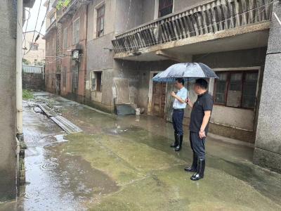 区住建局：扎实做好新一轮强降雨城区防汛排涝工作