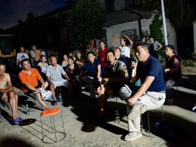 向阳湖奶牛场：“湖乡夜话”点亮乡村生活新愿景