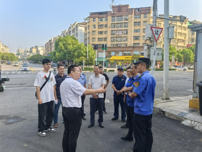 咸安开展秋季校园及周边环境集中整治行动