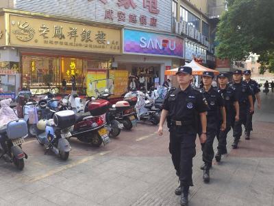节日我在岗｜国庆“警”相随 忠诚护平安 