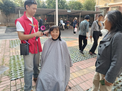 浮山街道盘泗洲社区：重阳秋色暖  敬老筑温情