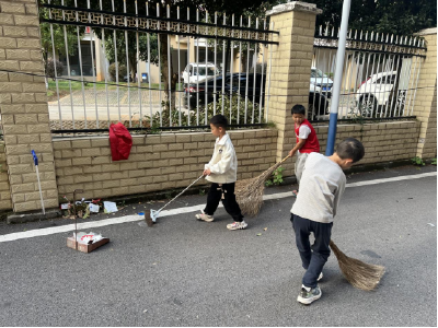 希望桥社区：“小小”志愿者 文明润“童”心