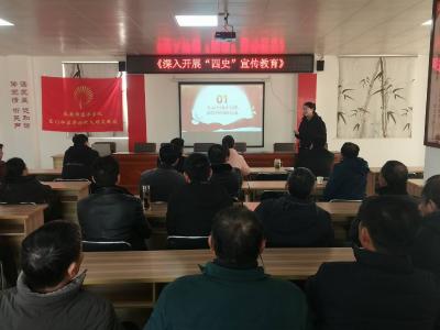 区委宣传部“四史”宣讲走进东门社区