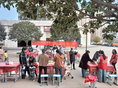 马桥镇：饺子飘香迎新年，爱在社区暖人心
