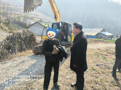 两天一夜，四百公里，咸安法院紧急实施财产保全