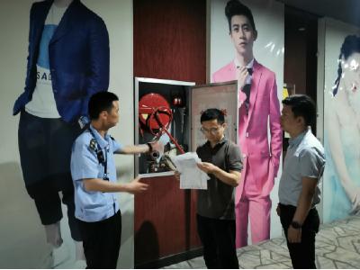 咸安开展新闻出版和电影市场专项检查