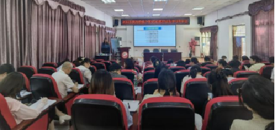 聚焦听评研教学 深耕课堂促落实