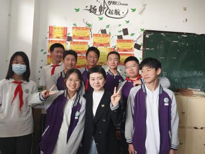 基层人物 | 杨俊：以爱为底色，做有温度的教育者      