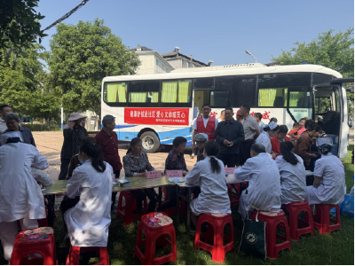 西河社区：健康护航进社区，爱心义诊暖民心