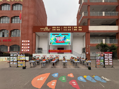 咸宁市第十八小学：童心巧手展劳动风采