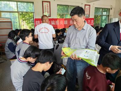 双溪桥镇：法治宣传入民心 安全理念筑防线