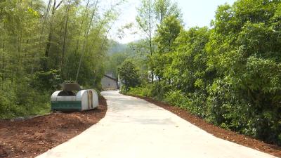 区经发集团：为民办实事，修缮道路便民出行