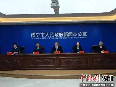 湖北咸宁马拉松吸引27007名中外选手报名参赛