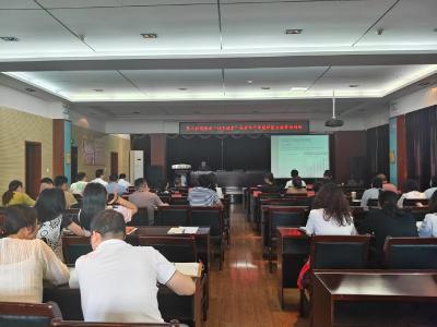 人社青年“充电蓄能”！区人社局“桂乡讲堂”开讲