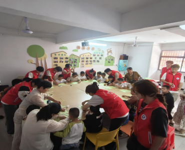 阳光社区：“粽”享童趣 悦享端午