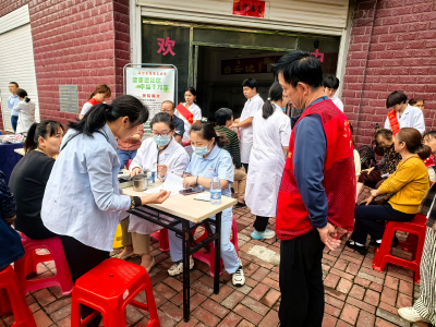 凤凰社区：弘扬孝亲文化，传递健康关怀