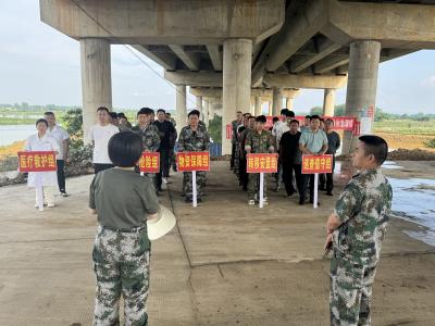 向阳湖镇：以“训”促“防” 以“演”备“汛”