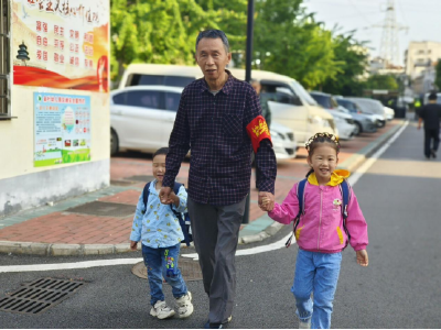 基层人物丨艾豫华：初心如磐践使命 桑榆未晚显担当  