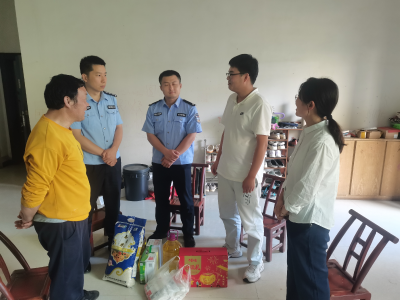 横沟桥镇栗林村：关爱困难群体 播撒爱心阳光