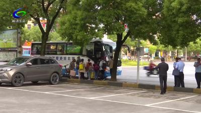 咸安重拳打击“黑车”“野导” 护航文旅市场秩序