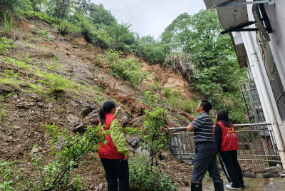 马桥村：开展地质灾害排查 筑牢防汛安全防线