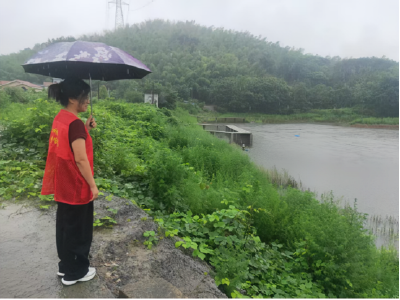 汀泗桥镇：“桂乡管家”巡护忙 织密防溺水安全网